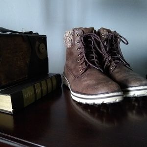 White Mountain Cliffs Brown hiking boots
